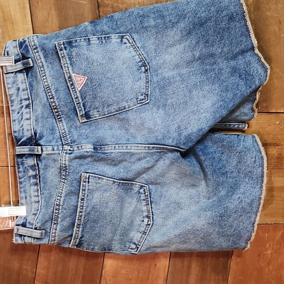Guess Denim Shorts - Picture 2 of 7